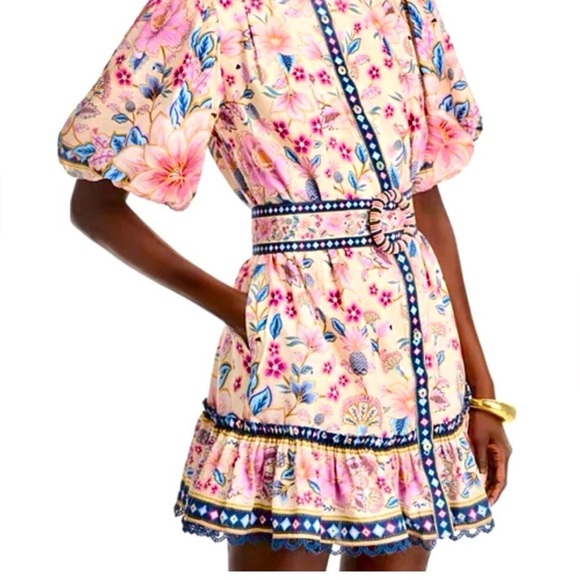 FARM Rio Dresses & Skirts - Farm Rio Superbloom Belted Puff Sleeve with a fabric & beaded belt size medium